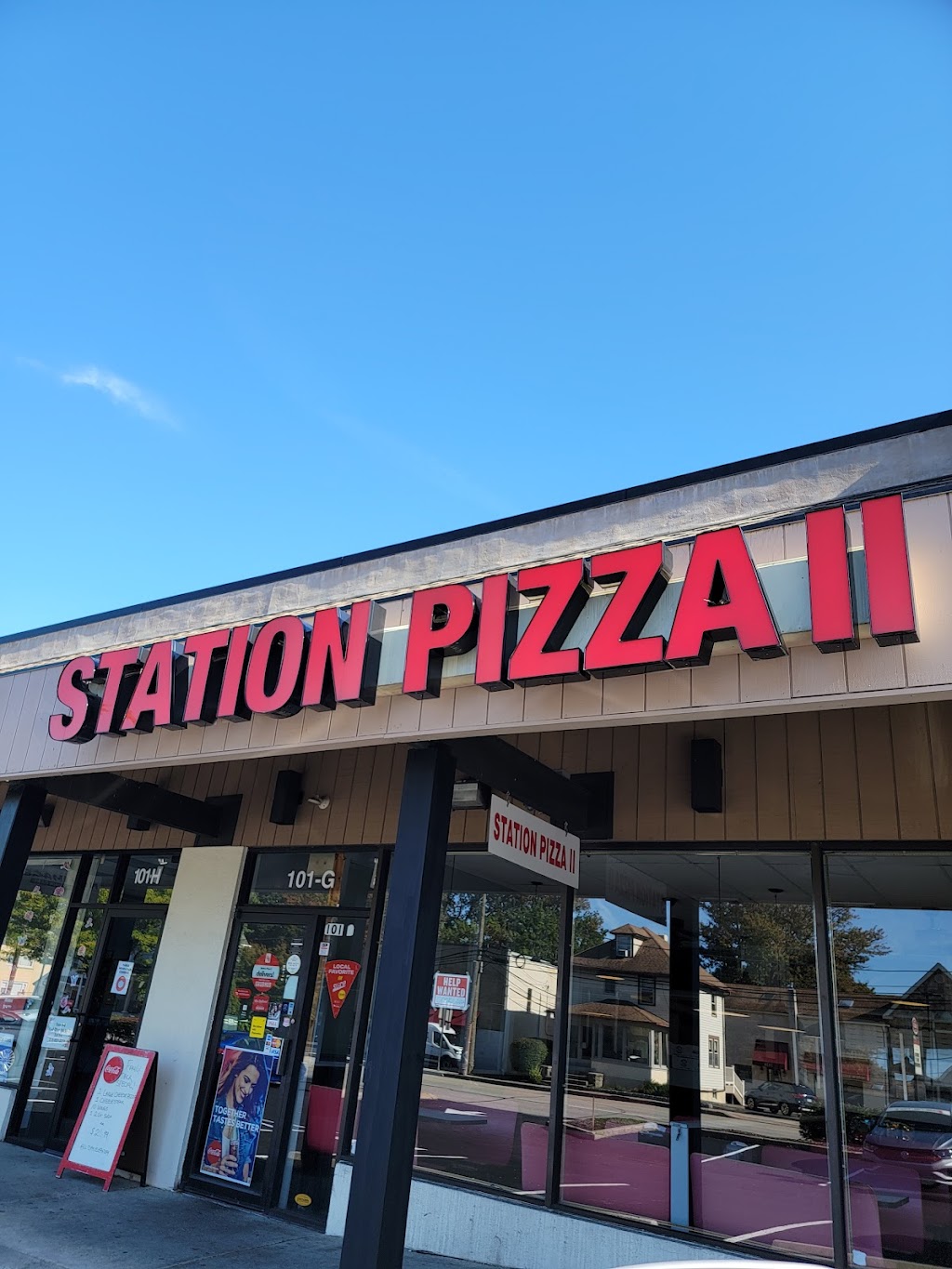 Station Pizza II | 101 E Moreland Rd #4109, Willow Grove, PA 19090 | Phone: (215) 659-0900