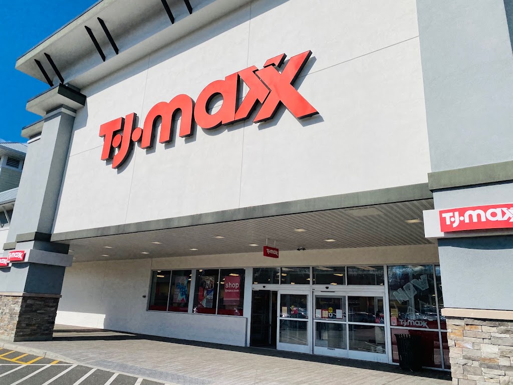 T.J. Maxx | 1123 NJ-35, Middletown Township, NJ 07748 | Phone: (732) 275-1061