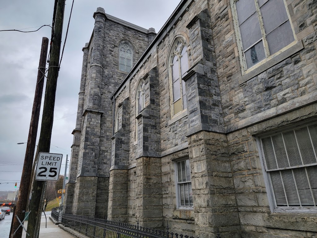 Ste. Anne Roman Catholic Church | 515 S Main St, Waterbury, CT 06706 | Phone: (203) 756-4439