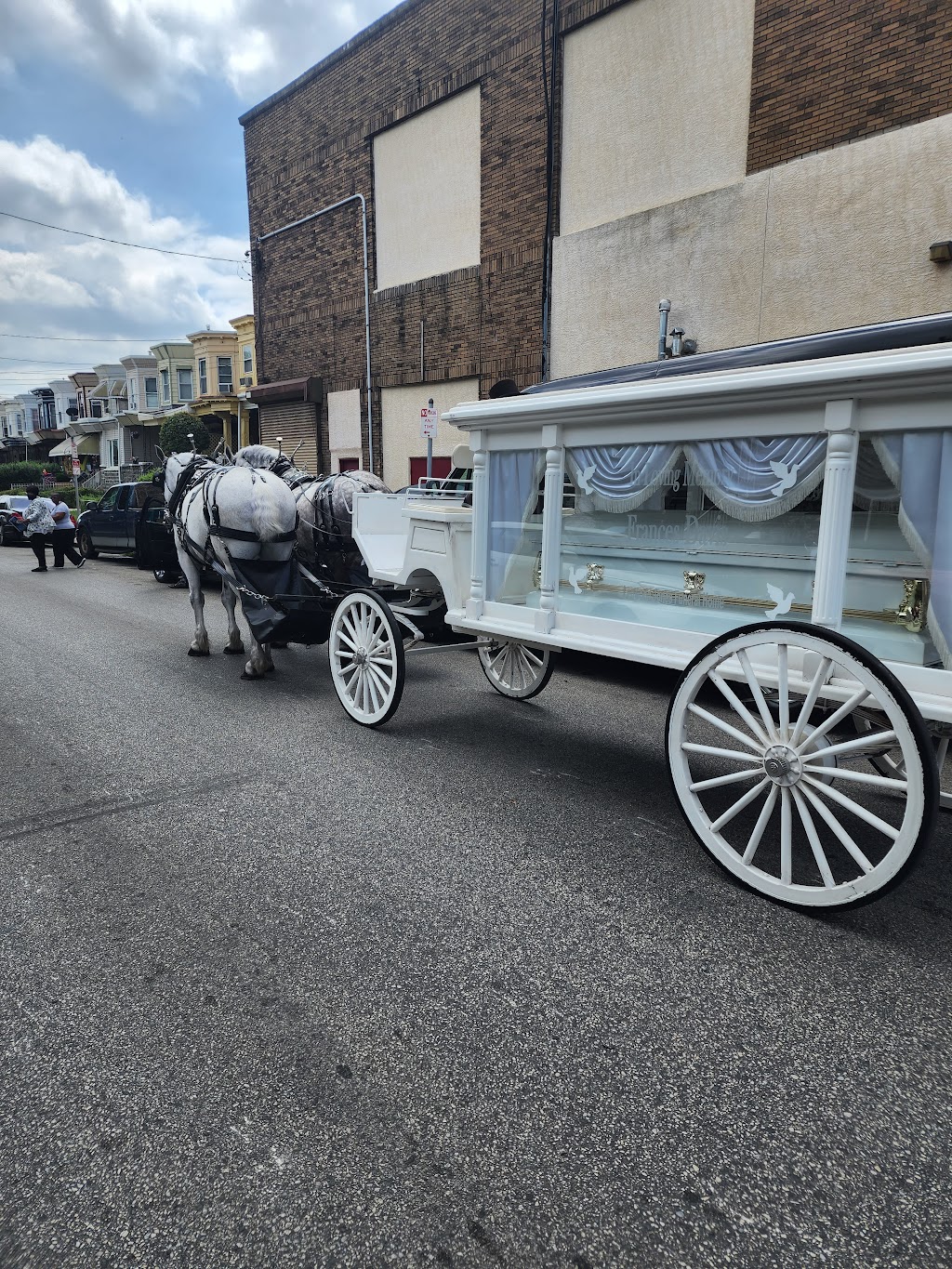 Lenwood Jones Funeral Home | 5911 W Girard Ave, Philadelphia, PA 19151 | Phone: (215) 472-7200