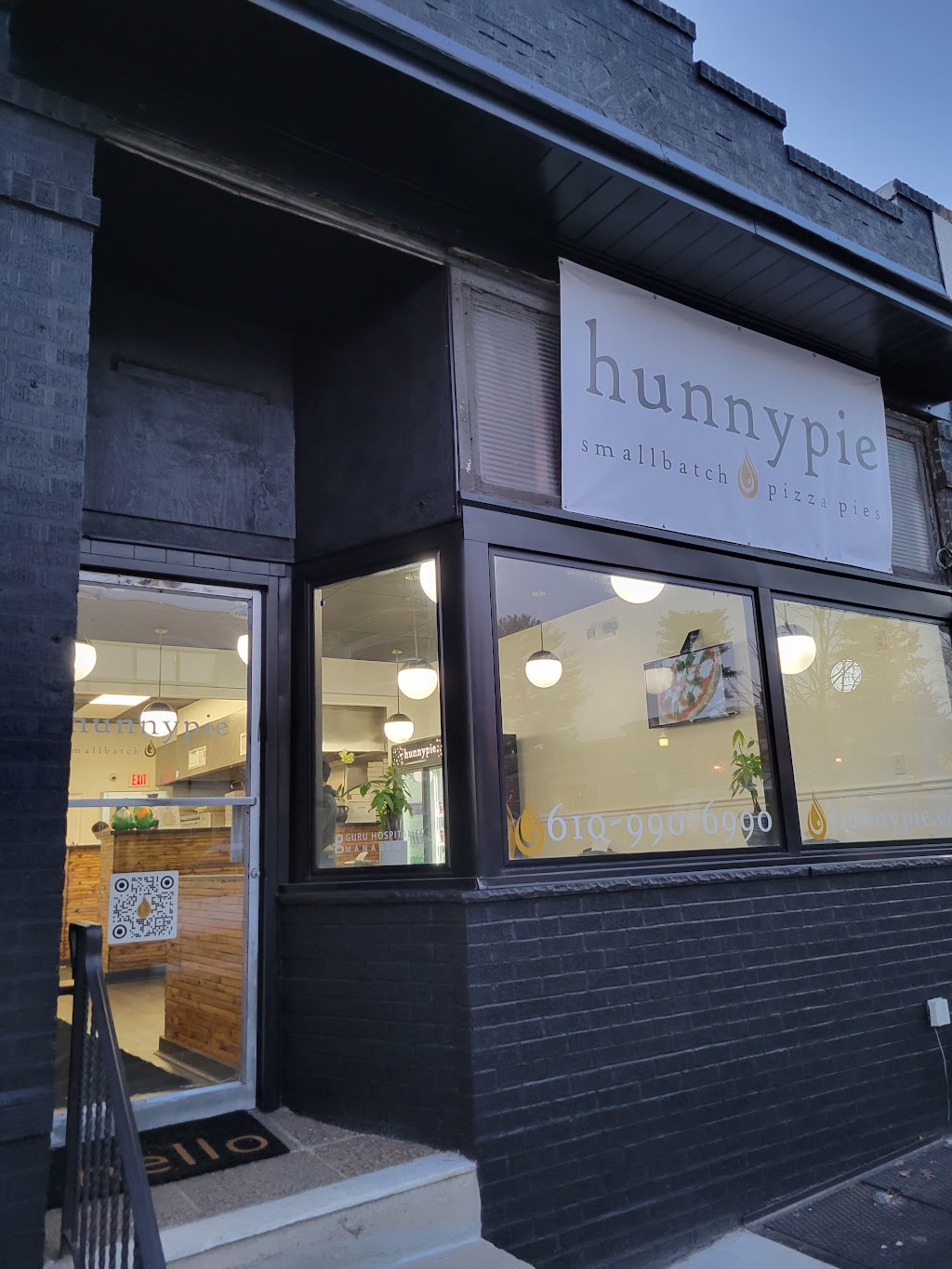 Hunnypie Smallbatch Pizza Pies | 156 Saxer Ave, Springfield, PA 19064 | Phone: (610) 990-6990