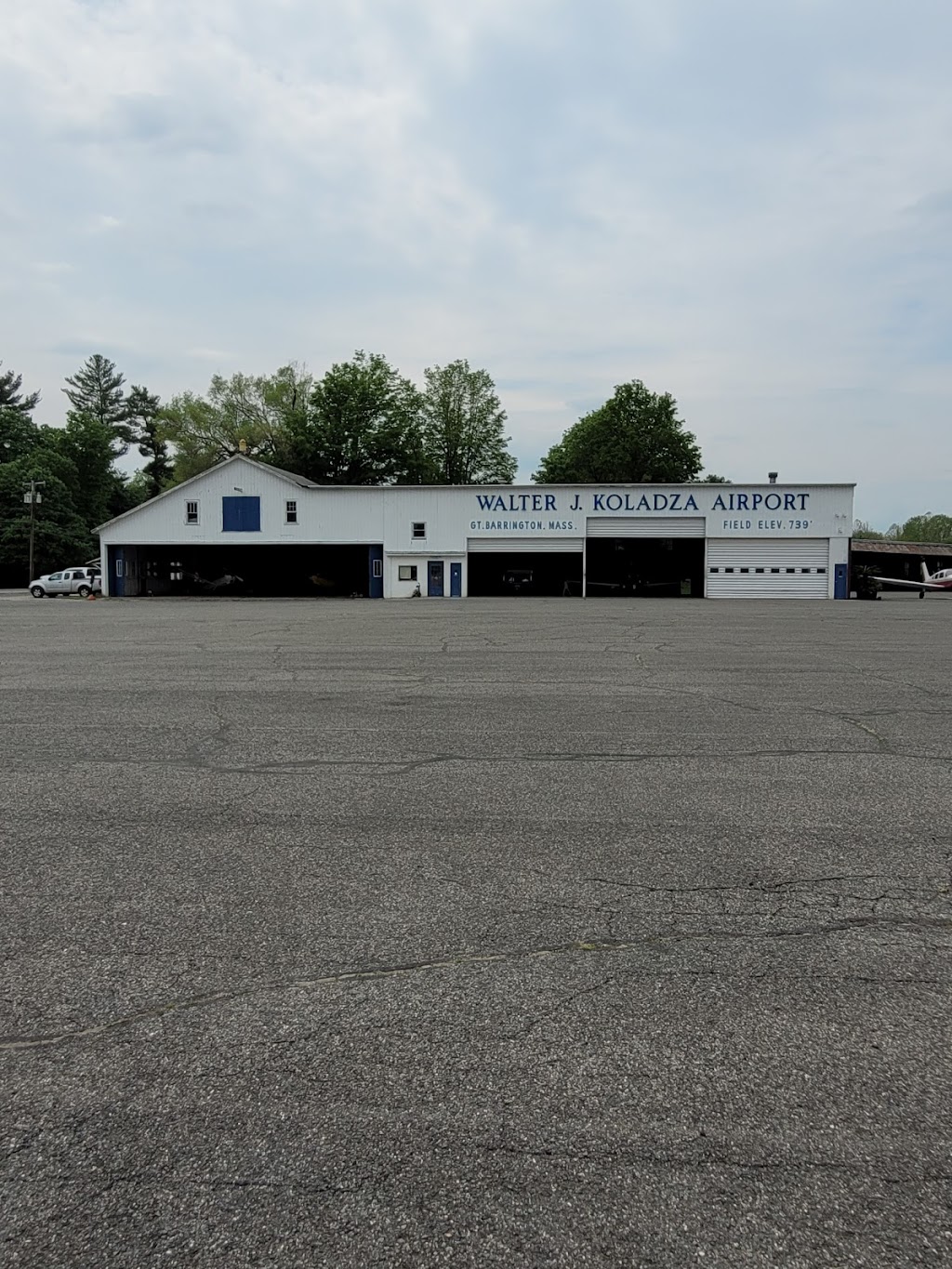 Berkshire Aviation Enterprises | 70 Egremont Plain Rd, Great Barrington, MA 01230 | Phone: (413) 528-1010