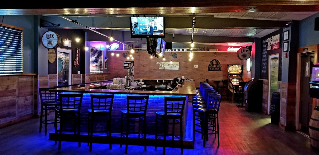 Bleachers 322 Tavern | 40 Black Horse Pike, Williamstown, NJ 08094 | Phone: (609) 481-2043