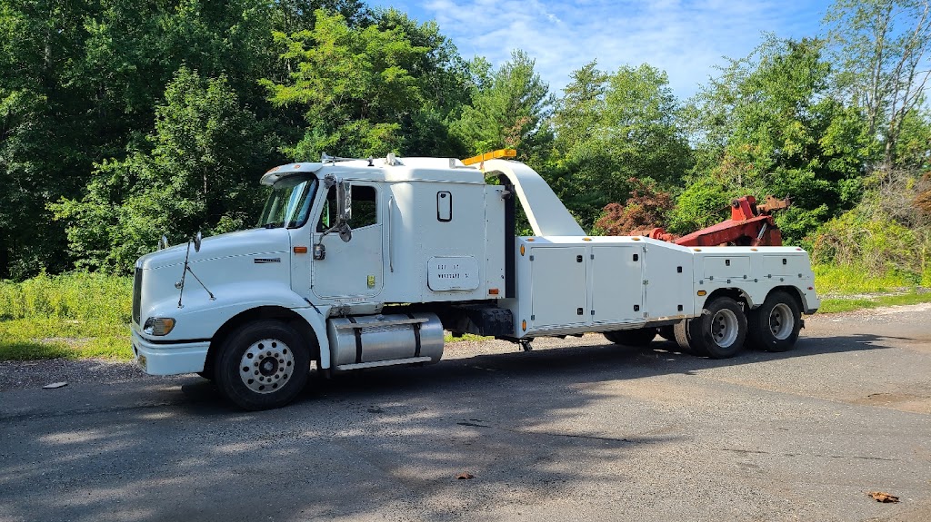 Bobbys Heavy Towing | 31 Bordentown Turnpike, Monroe Township, NJ 08831 | Phone: (732) 851-2086