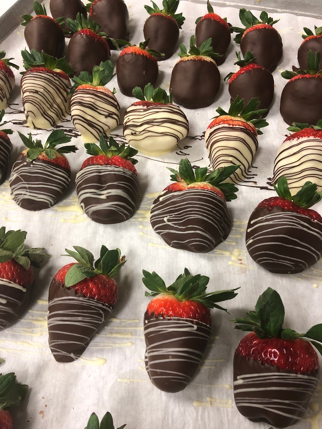 Edible Arrangements | 3251 Horseblock Road, Medford, NY 11763 | Phone: (631) 730-7772