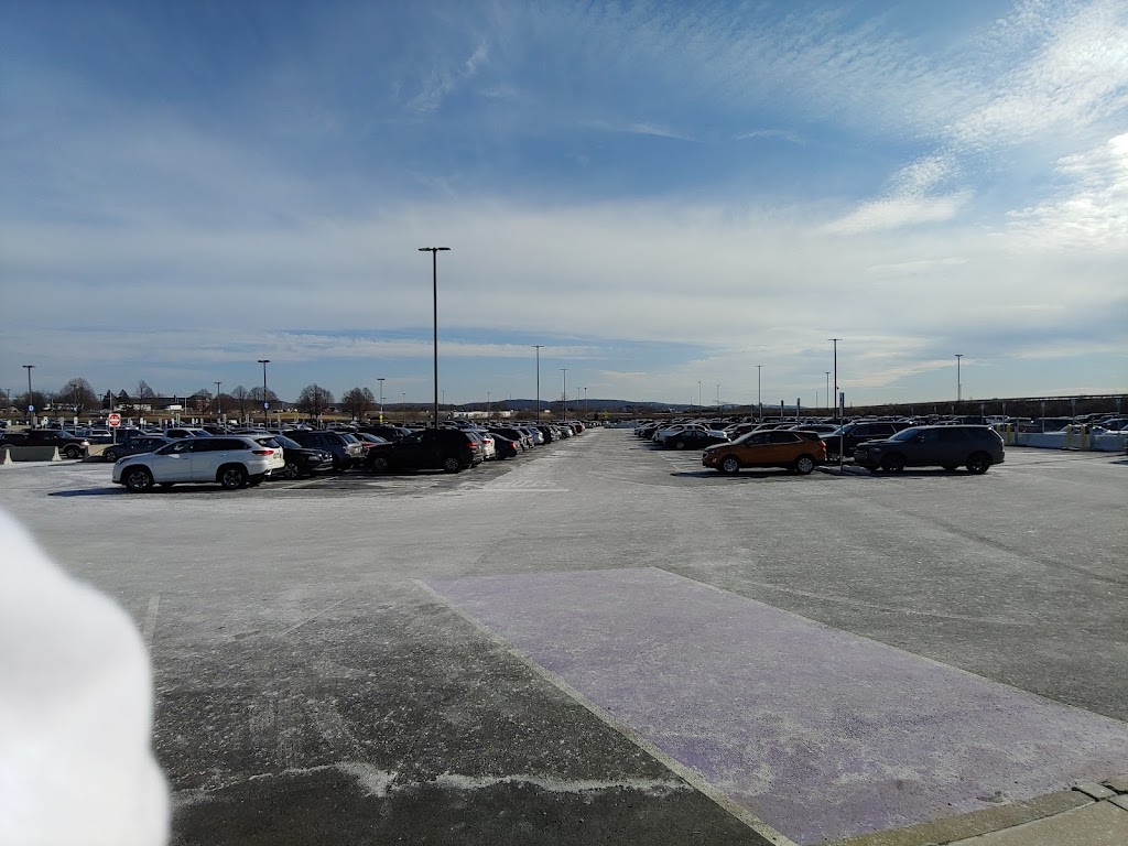 Short Term Parking | 3311 Airport Rd, Allentown, PA 18109 | Phone: (610) 266-6001