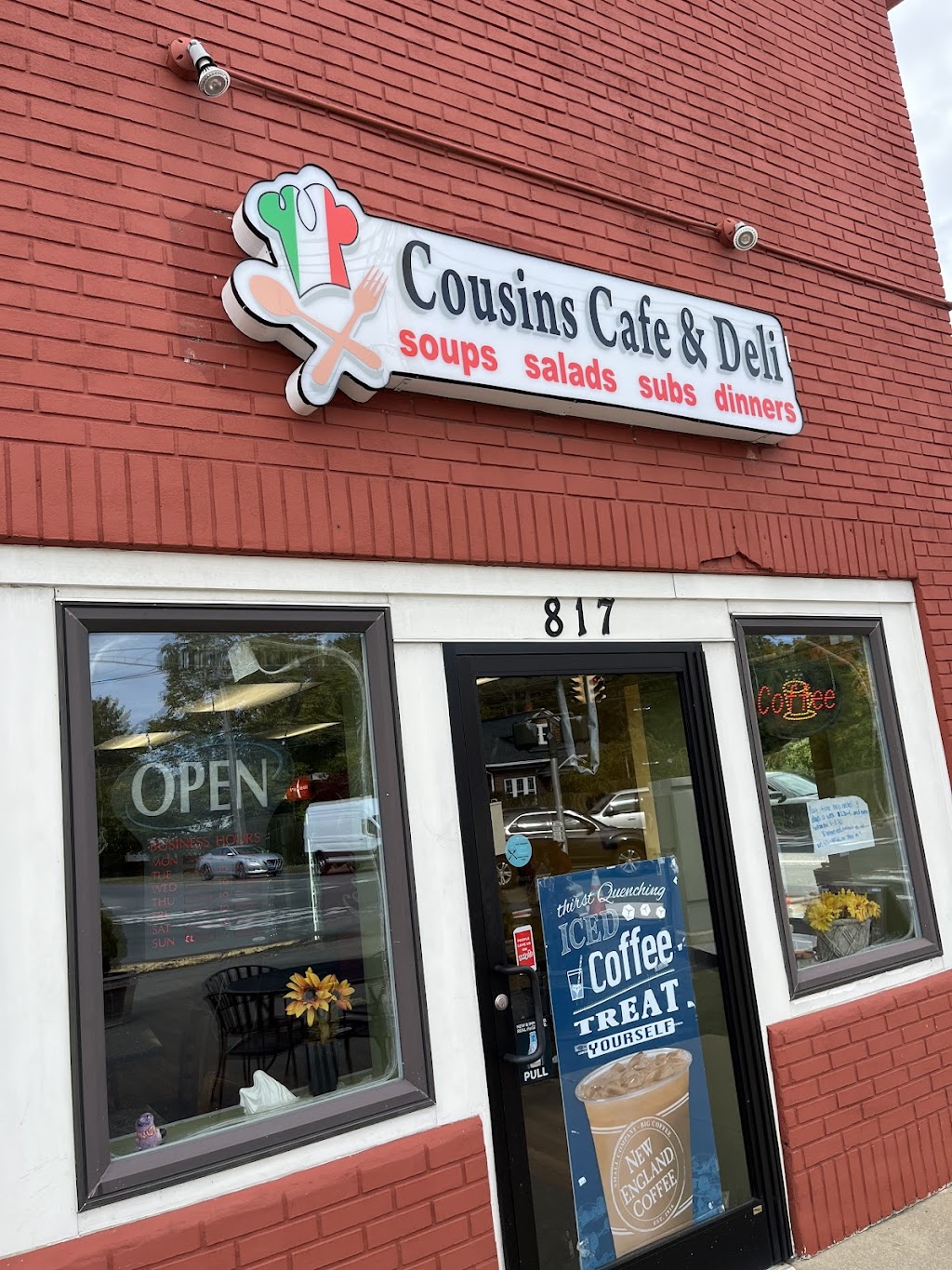 Cousins Cafe & Deli | 817 E Center St, Wallingford, CT 06492 | Phone: (203) 626-9566
