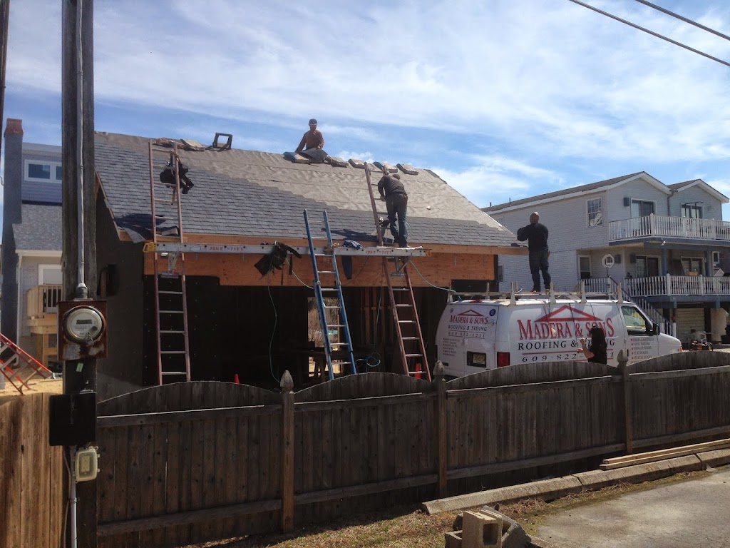 Madera & Sons Fiberglass & Roofing | 3 S Weymouth Ave, Ventnor City, NJ 08406 | Phone: (609) 822-1231