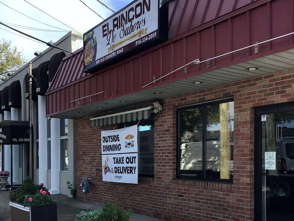 EL Rincón De Sabores | 980 Old Country Rd, Westbury, NY 11590 | Phone: (516) 334-2055