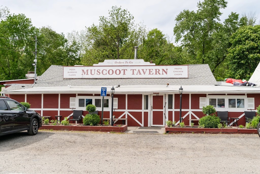 Muscoot Tavern | 105 Somerstown Turnpike, Katonah, NY 10536 | Phone: (914) 232-2800