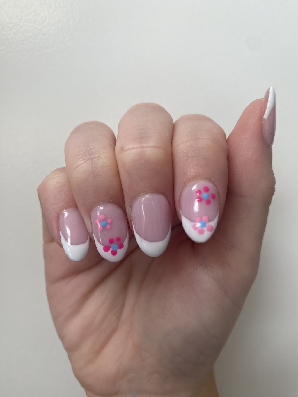 7 Star Nails | 120 E 7 Stars Rd, Phoenixville, PA 19460 | Phone: (484) 995-6406