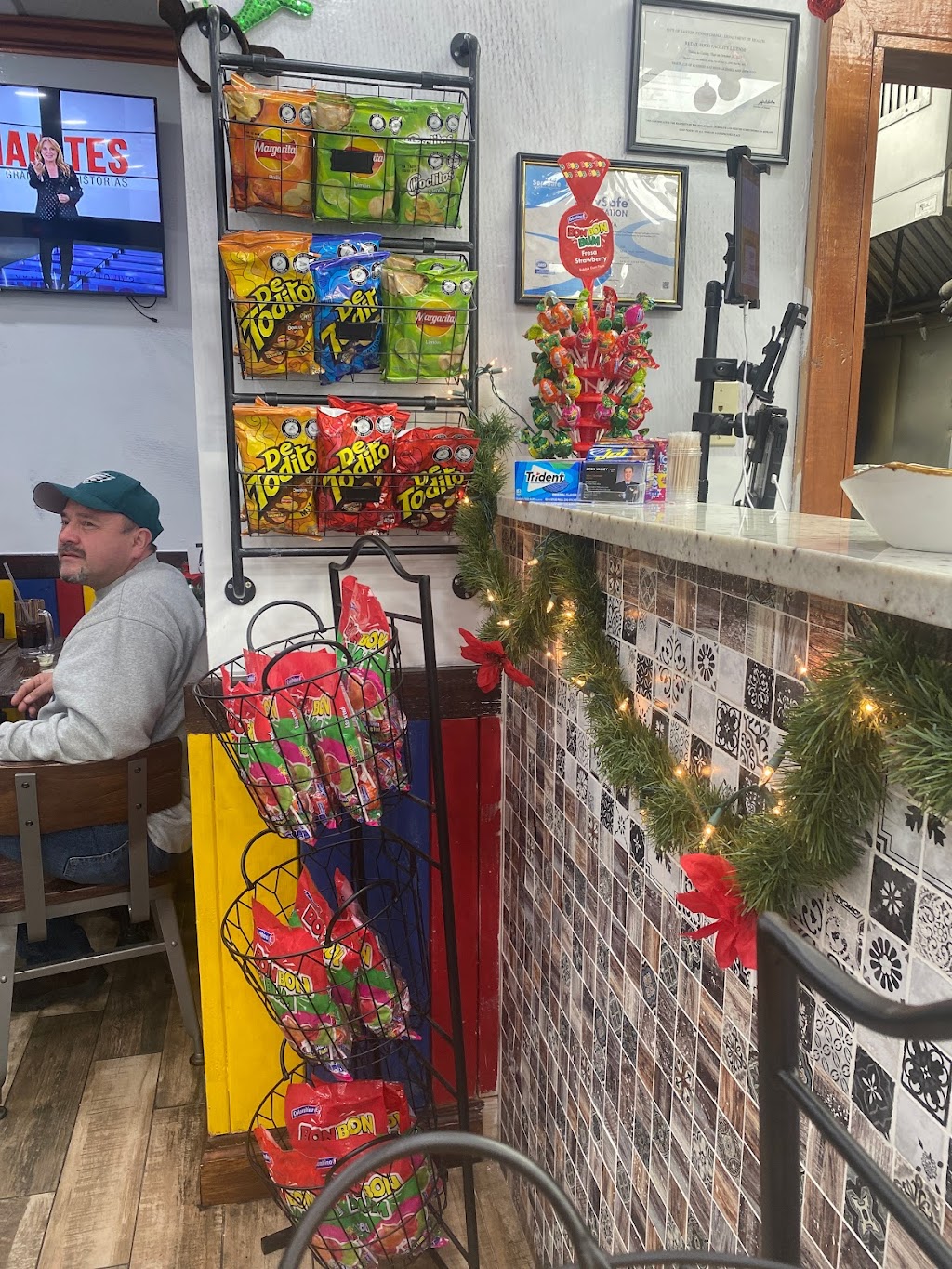 D Colombia Easton - Las Delicias Restaurant | 144 W St Joseph St, Easton, PA 18042 | Phone: (610) 438-1762