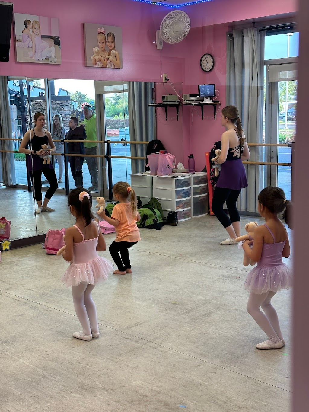 Le Roux School of Dance | 70 Buckwalter Rd #203, Royersford, PA 19468 | Phone: (610) 553-6966