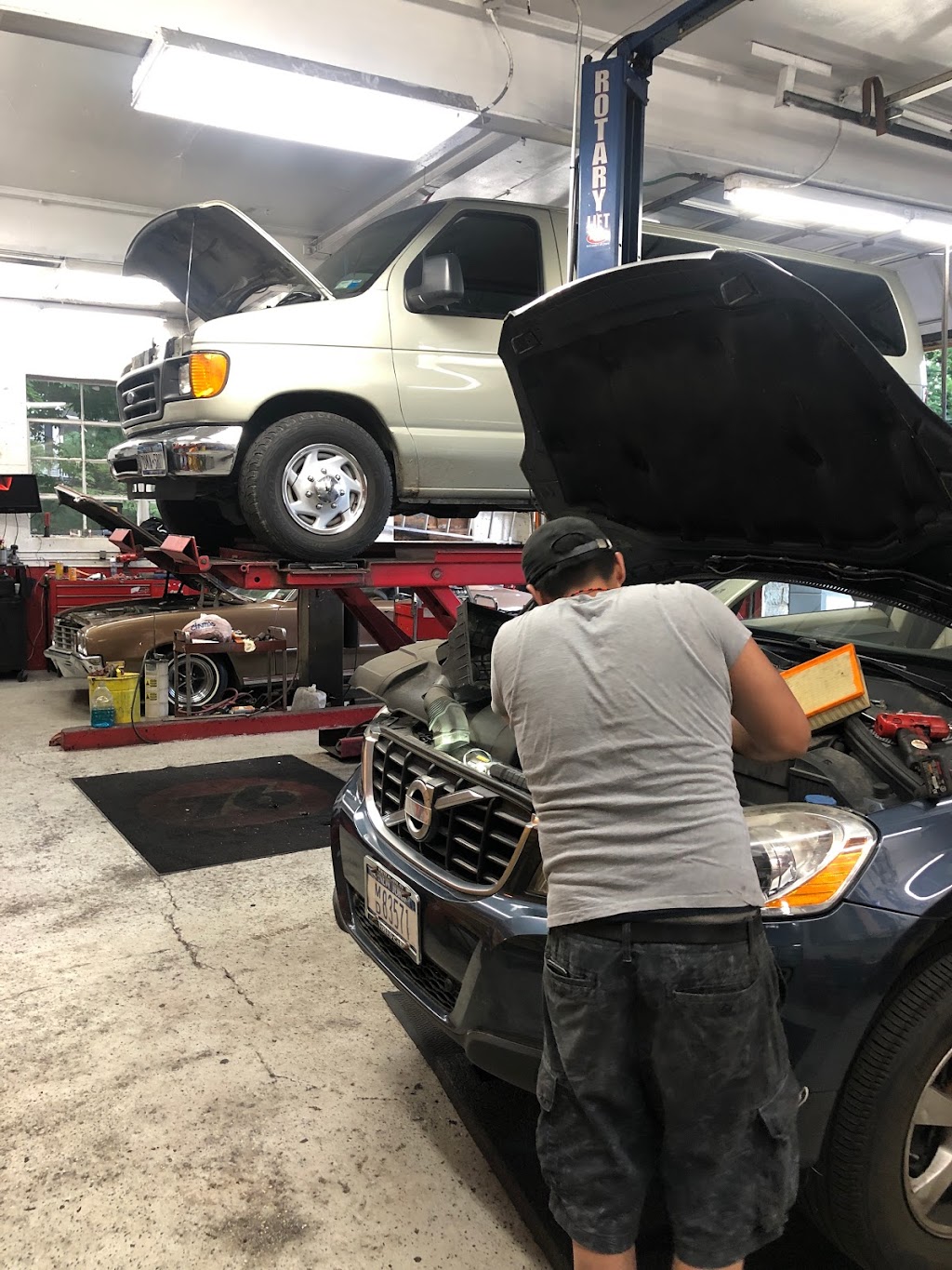 Manor Auto Service Center Inc | 135 Shore Rd, Pelham, NY 10803 | Phone: (914) 738-9851