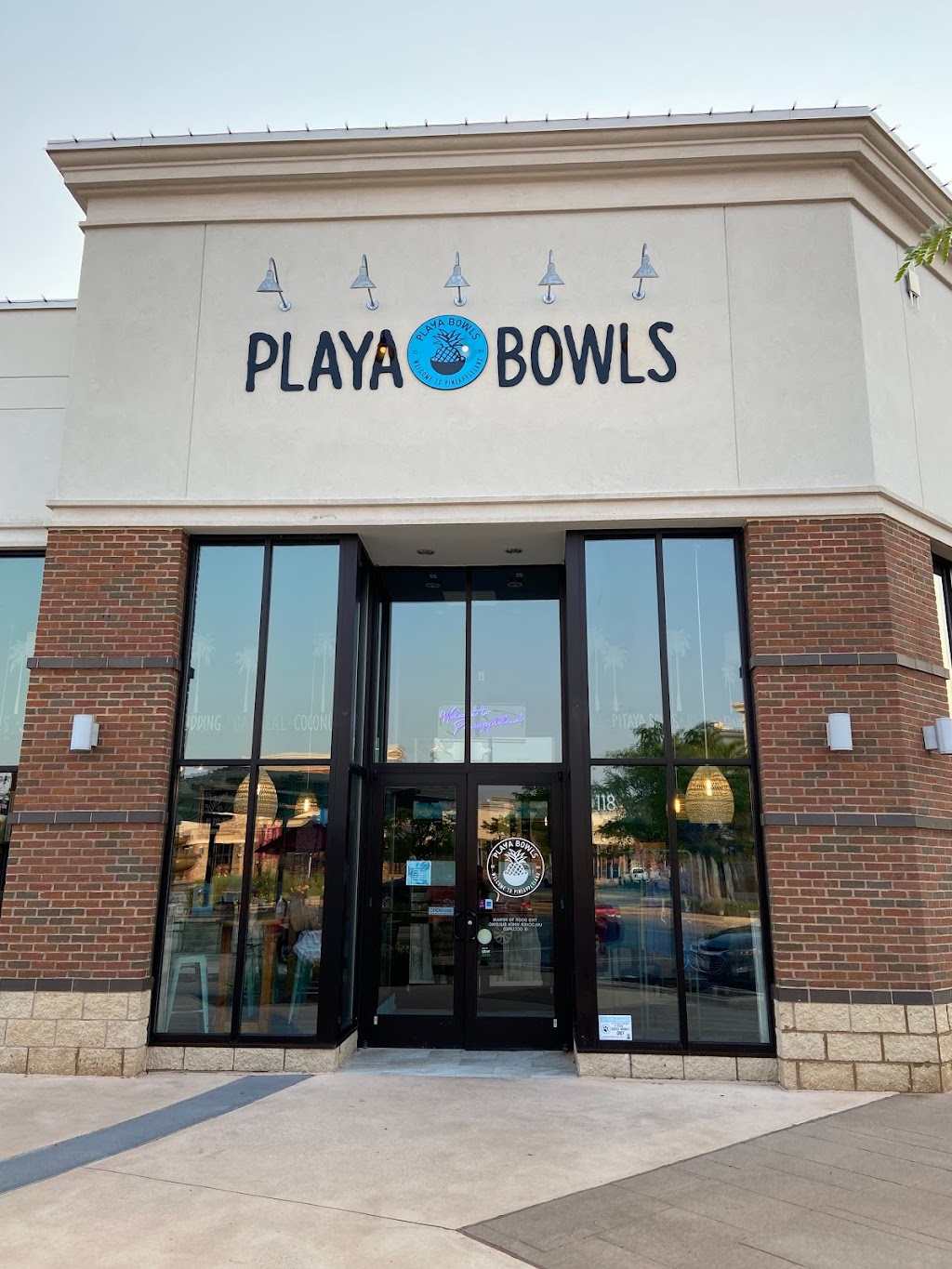 Playa Bowls | 3045 Center Valley Pkwy #118, Center Valley, PA 18034 | Phone: (610) 217-0597