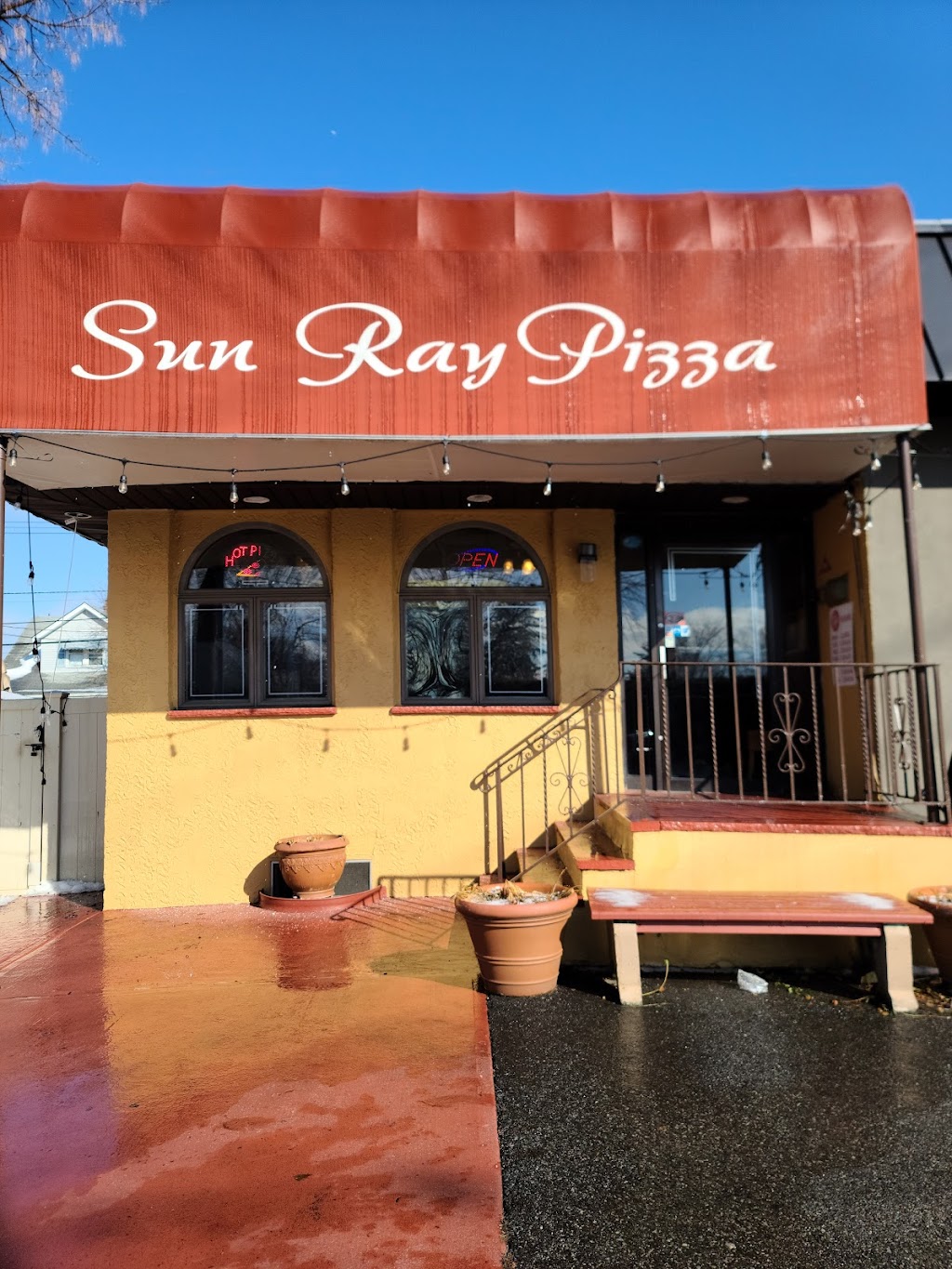 Sun-Ray Pizzeria | 440 Main St, Little Falls, NJ 07424 | Phone: (973) 256-0304