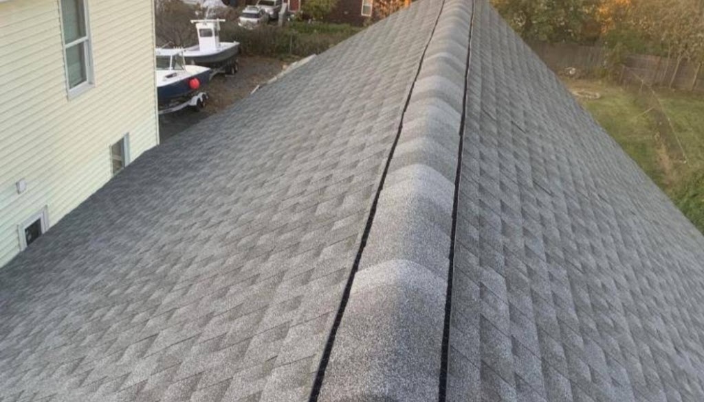 Roofing Contractor of Southbury | 1301 Georges Hill Rd Suite 1, Southbury, CT 06488 | Phone: (475) 250-2495