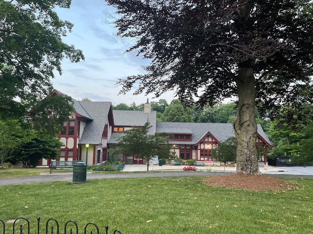 Law Memorial Park | 1031 Pleasantville Rd, Briarcliff Manor, NY 10510 | Phone: (914) 488-2115