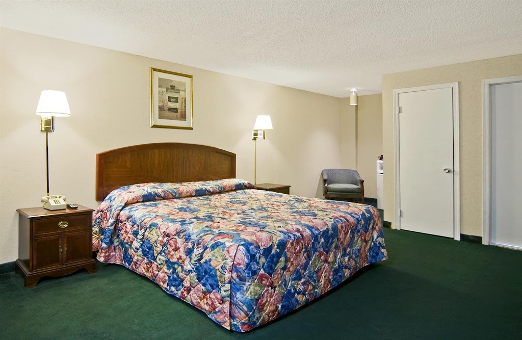 Americas Best Value Inn Neptune | 111 New York Rd, Neptune City, NJ 07753 | Phone: (732) 988-8750