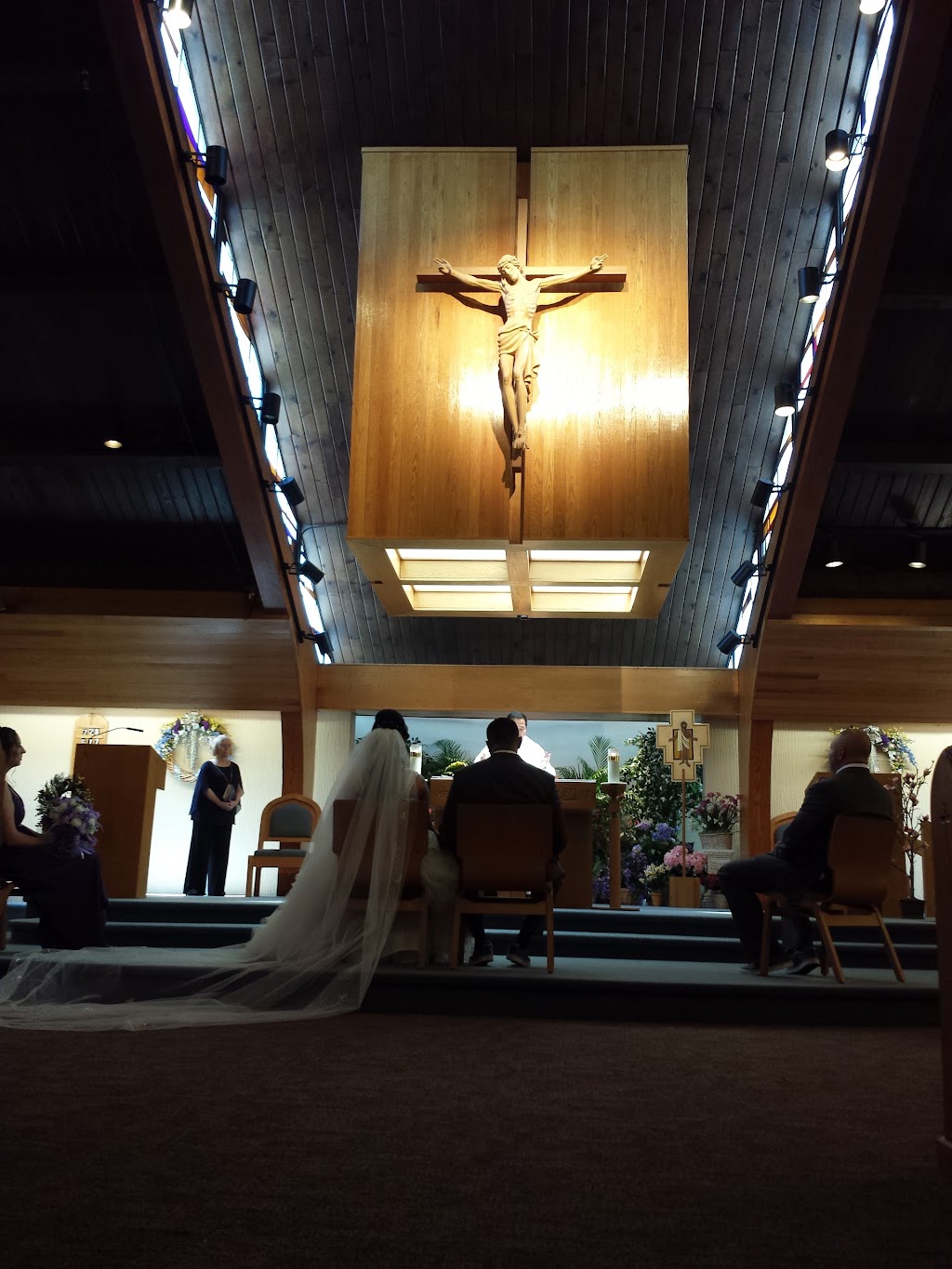 Our Lady of Lourdes Catholic Church | 455 Hunter Ave, West Islip, NY 11795 | Phone: (631) 661-3224