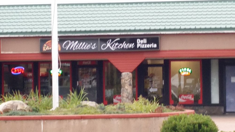 Millies Kitchen Pizzeria | 1029 N Rd, Westfield, MA 01085 | Phone: (413) 532-5300