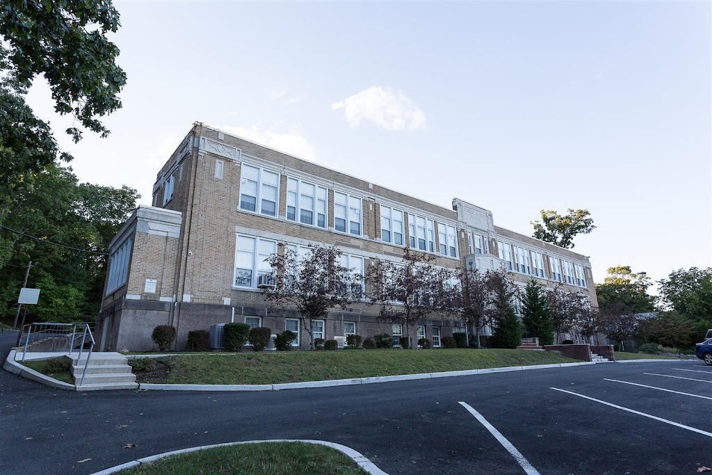 Forest Avenue Elementary School | 118 Forest Ave, Verona, NJ 07044 | Phone: (973) 571-6754