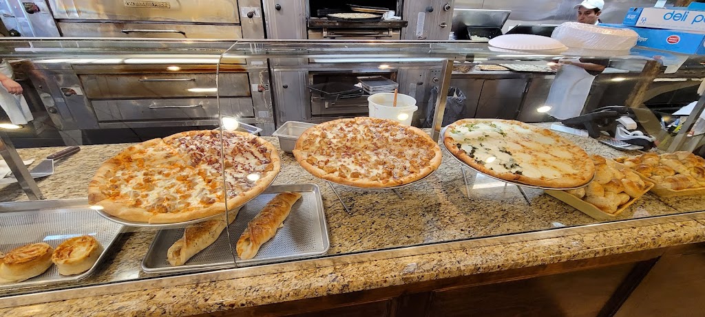 Campania Pizza & Pasta | 235 Broadway, Huntington, NY 11743 | Phone: (631) 651-5568