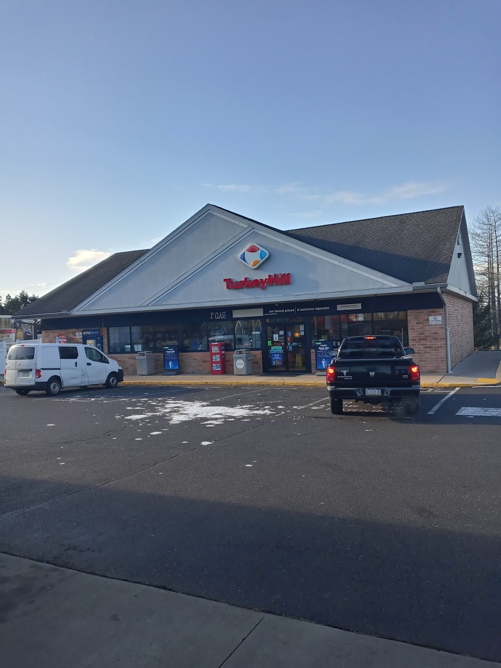 Turkey Hill Minit Market | 515 Main St, Red Hill, PA 18076 | Phone: (215) 541-0451