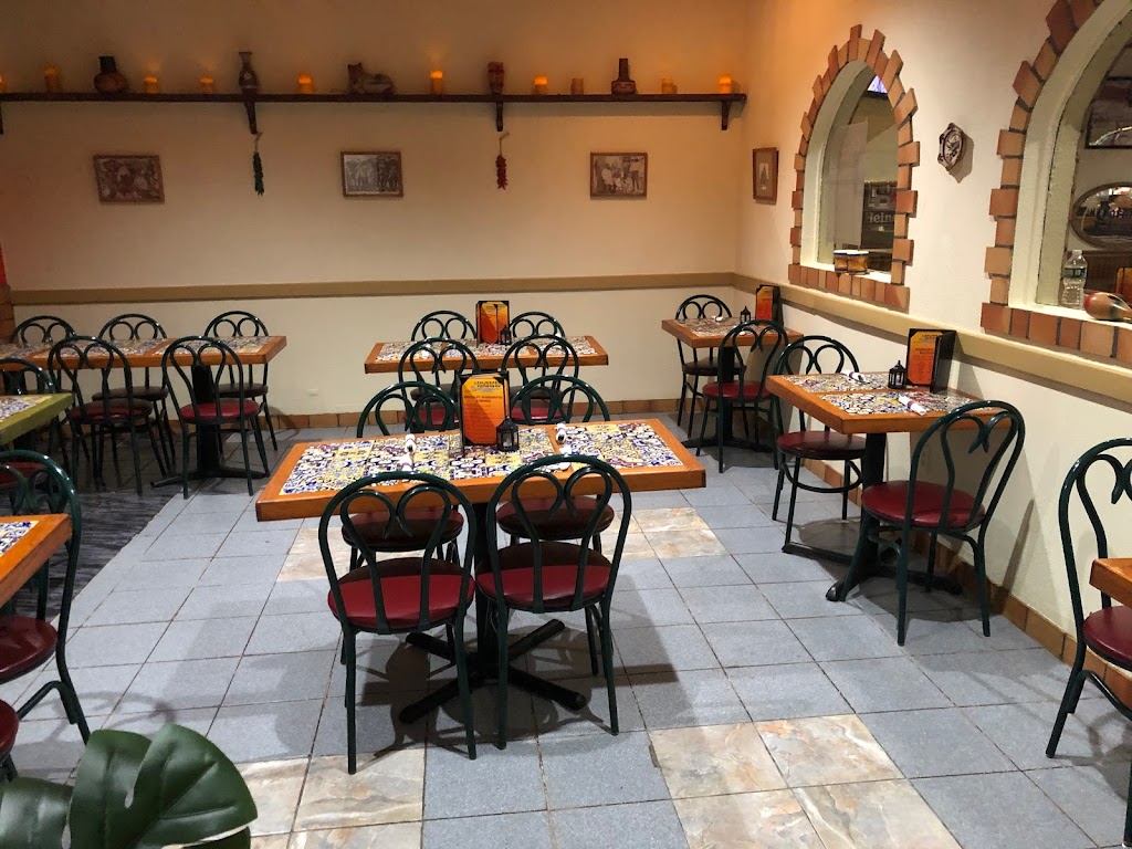 El Sombrero | 151 Queen St, Southington, CT 06489 | Phone: (860) 621-9474