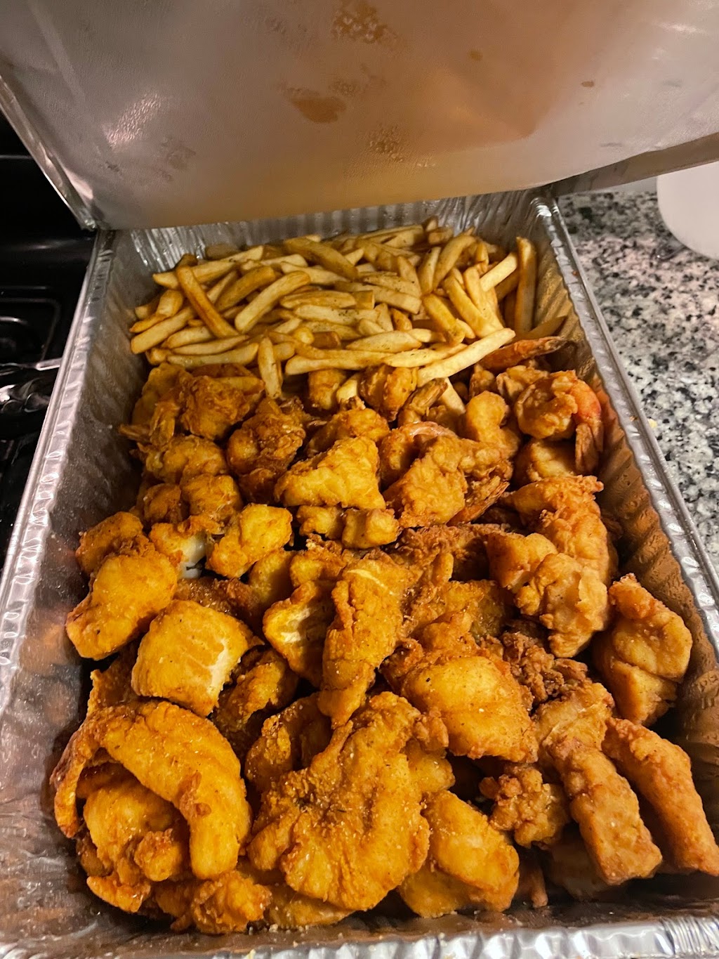 Seafood Haven | 320 Beverly Rancocas Rd, Willingboro, NJ 08046 | Phone: (609) 877-1010