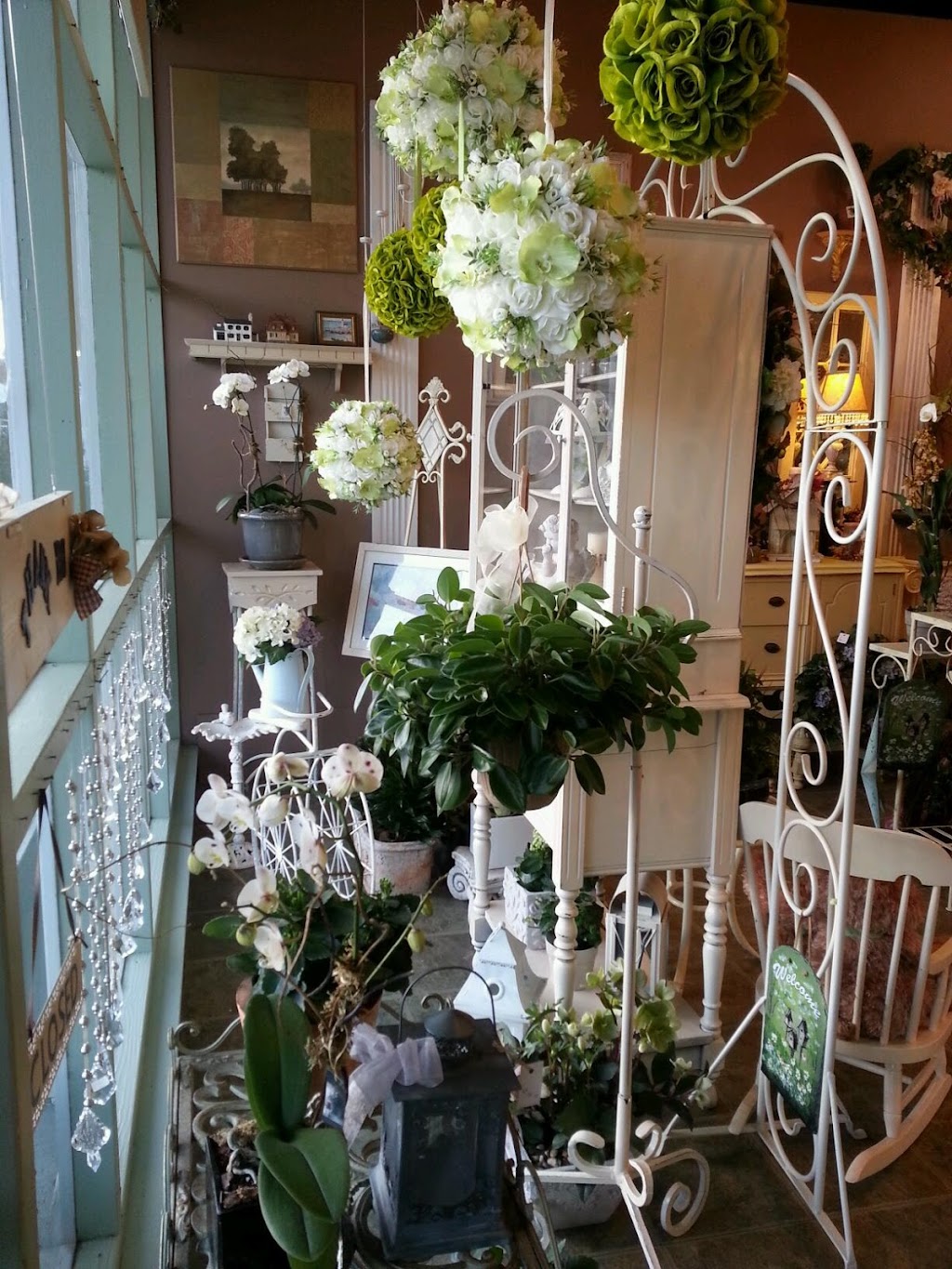 Mendham Flower Shop | 88 E Main St, Mendham Township, NJ 07945 | Phone: (973) 543-2222