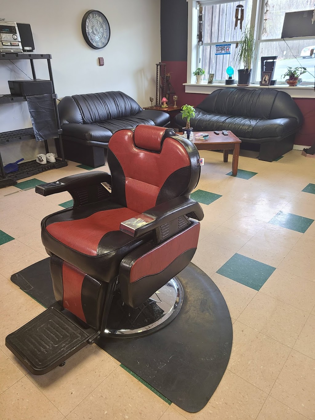 The Angry Barbers Cut and Shave Lair | 107 Dingmans Pl, Dingmans Ferry, PA 18328 | Phone: (973) 271-8887
