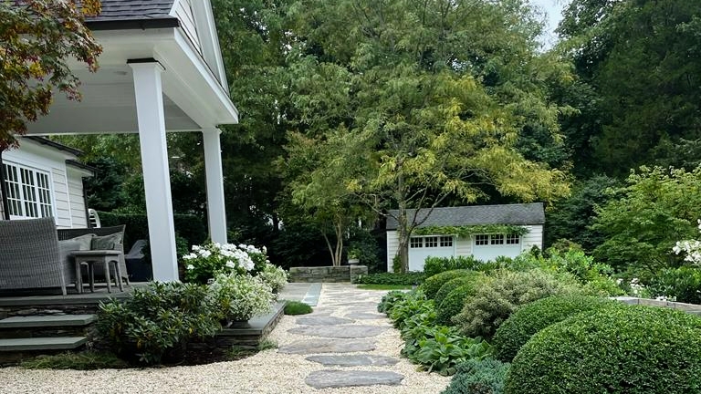 Uvas Landscaping LLC | 30 Bartlett Ave, Norwalk, CT 06850 | Phone: (203) 820-3831