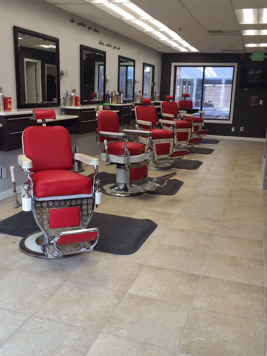 Groom Suite Barbershop | 2000 Bigler St, Fort Lee, NJ 07024 | Phone: (201) 461-0261