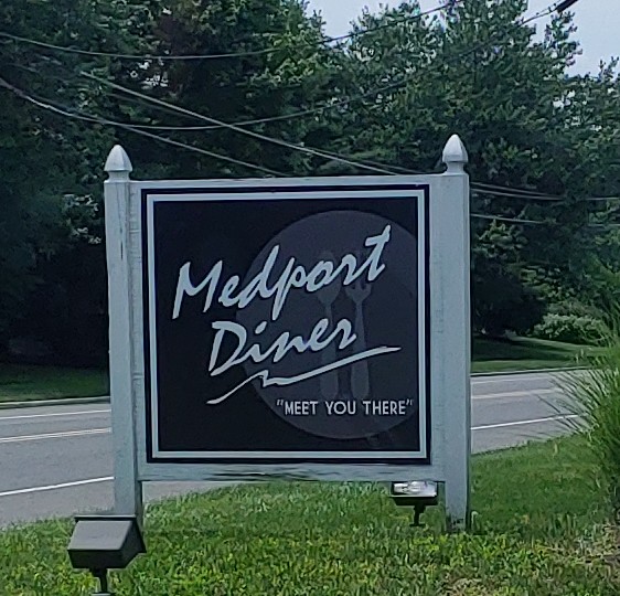 Medport Diner | 122 NJ-70, Medford, NJ 08055 | Phone: (609) 654-4001