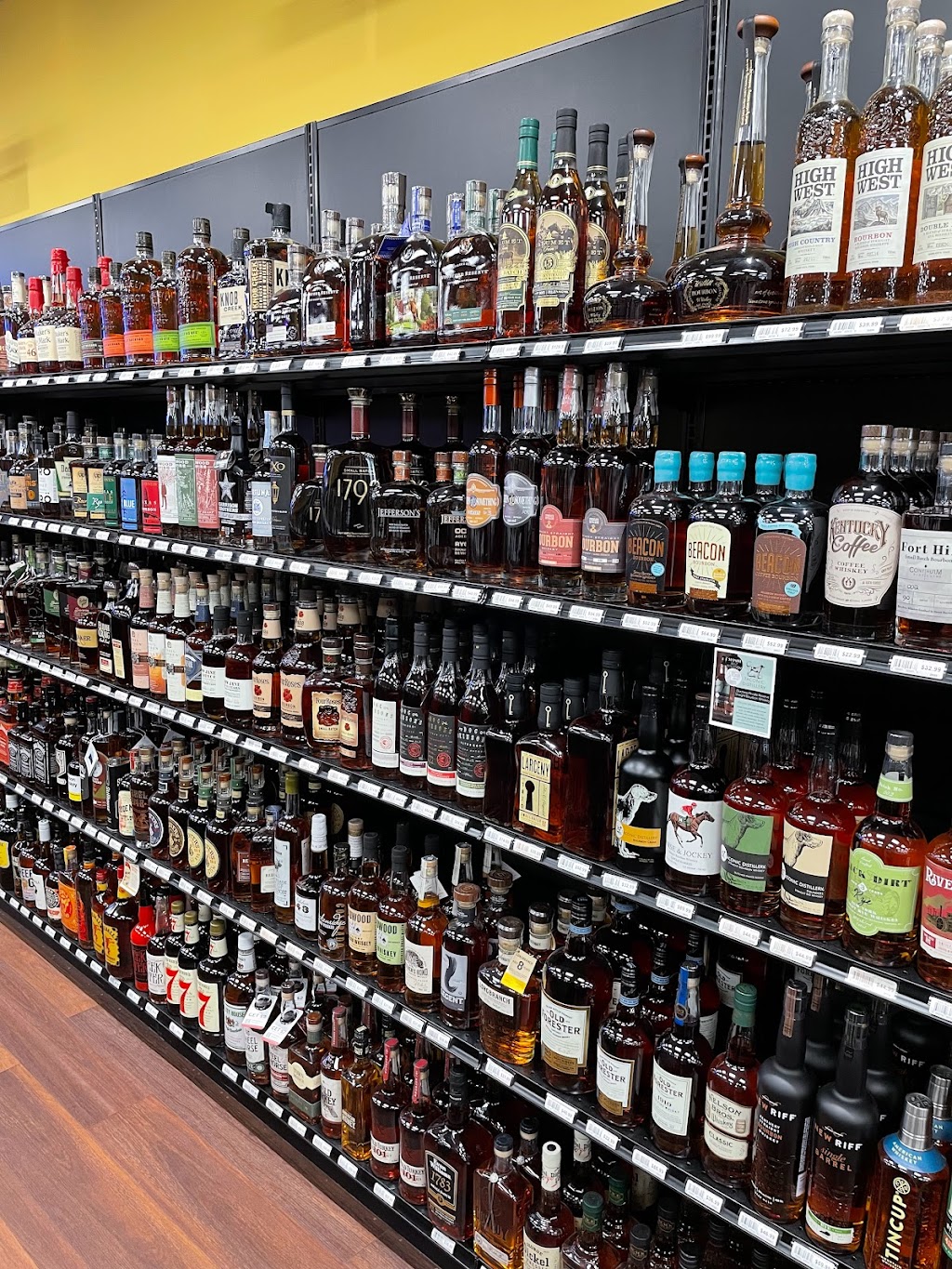 Premier Wine & Spirits | 100 Main St N, Southbury, CT 06488 | Phone: (203) 267-1111