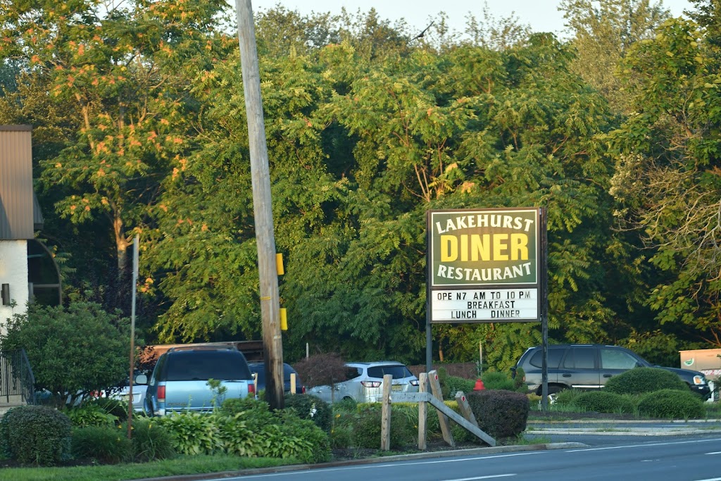Lakehurst Diner Restaurant | 401 NJ-70, Lakehurst, NJ 08733 | Phone: (732) 657-9747