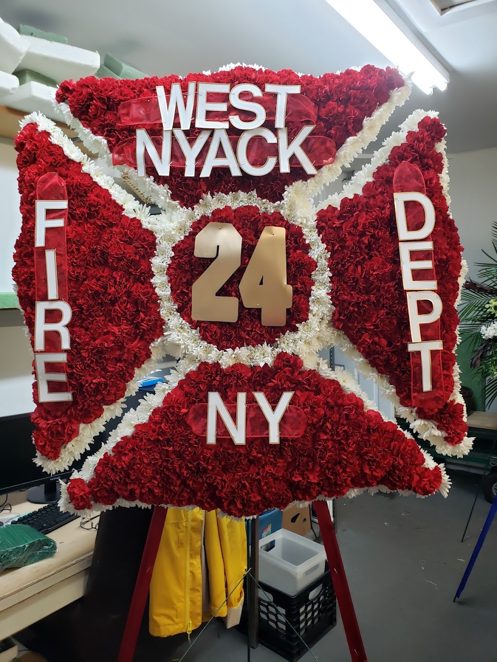 West Nyack Florist | 726 W Nyack Rd, West Nyack, NY 10994 | Phone: (845) 353-2203