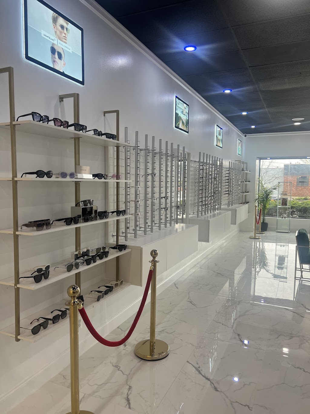 Klarity Optical | 111 Merrick Rd # 3, Amityville, NY 11701 | Phone: (934) 444-0444