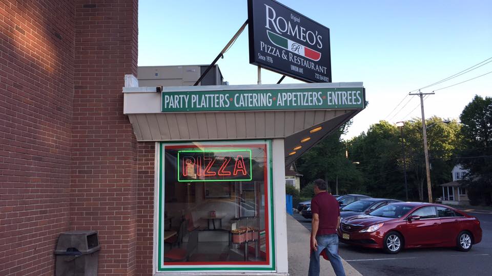 Romeos Pizza Hazlet Union Avenue | 1721 Union Ave, Hazlet, NJ 07730 | Phone: (732) 264-8182