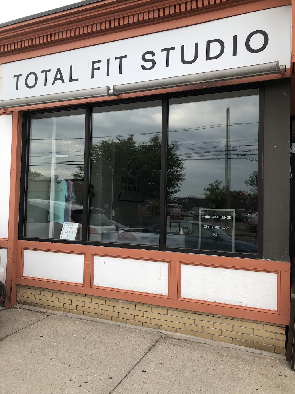 Total Fit Studio | 276 Park Rd, West Hartford, CT 06119 | Phone: (860) 378-2223
