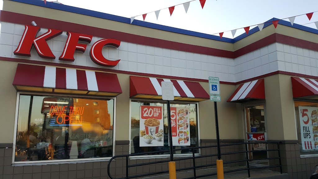 KFC | 5717 Queens Blvd, Queens, NY 11377 | Phone: (718) 205-5231