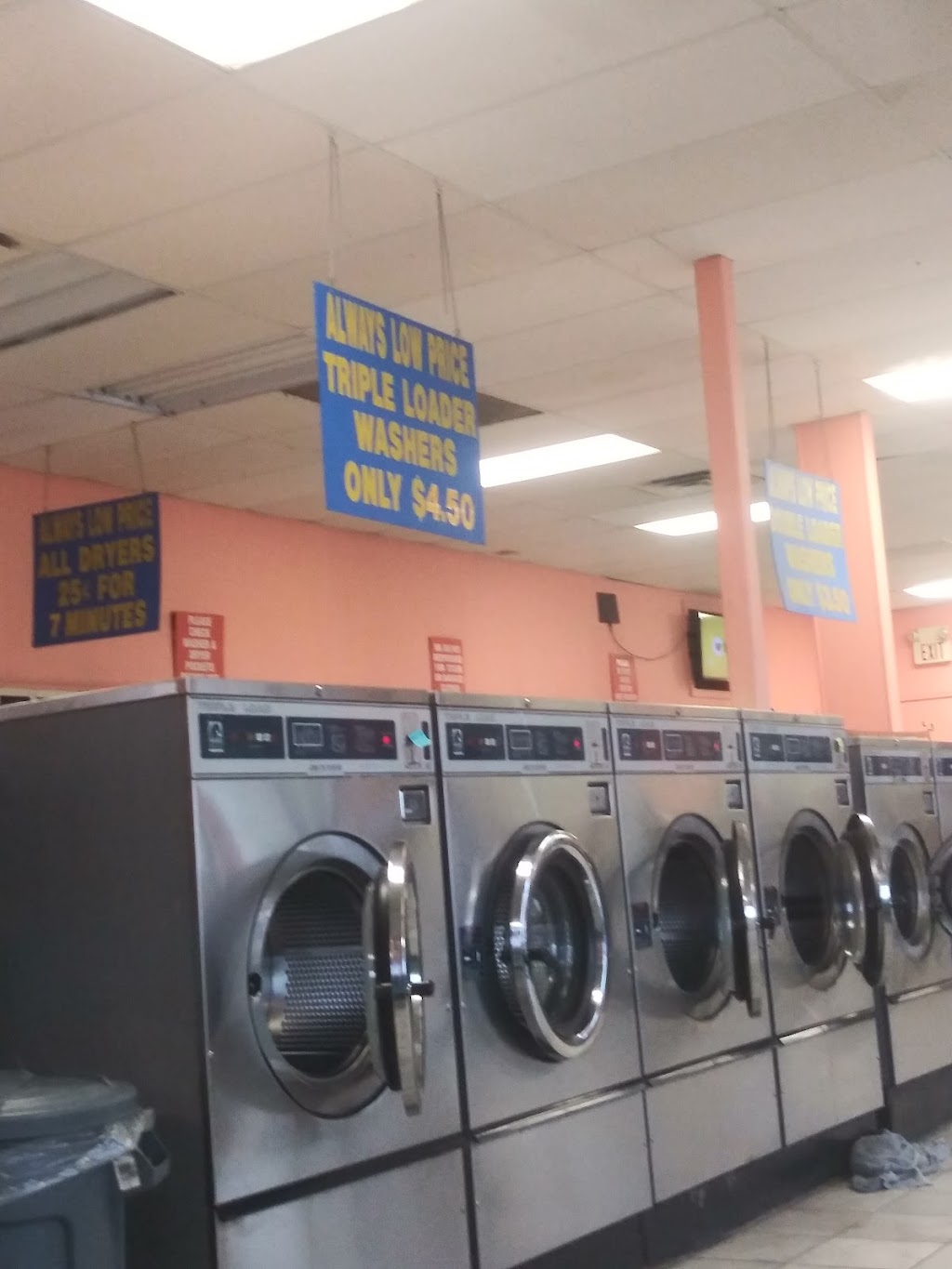 Liberty Laundromat | 1364 Liberty St, Springfield, MA 01104 | Phone: (413) 732-8688