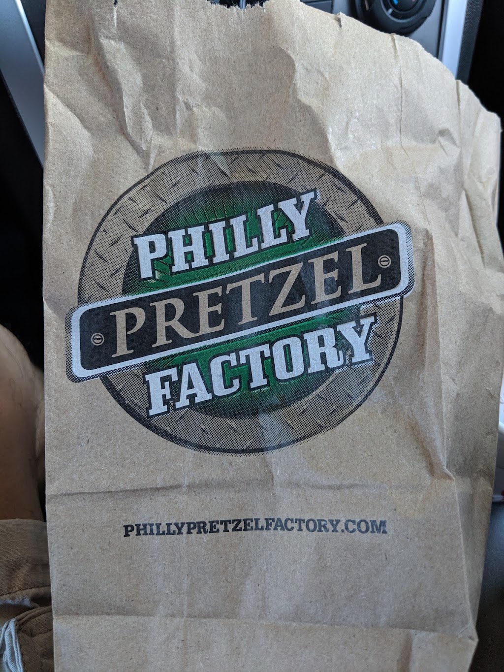 Philly Pretzel Factory | 1619 N 9th St, Stroudsburg, PA 18360 | Phone: (570) 369-4533