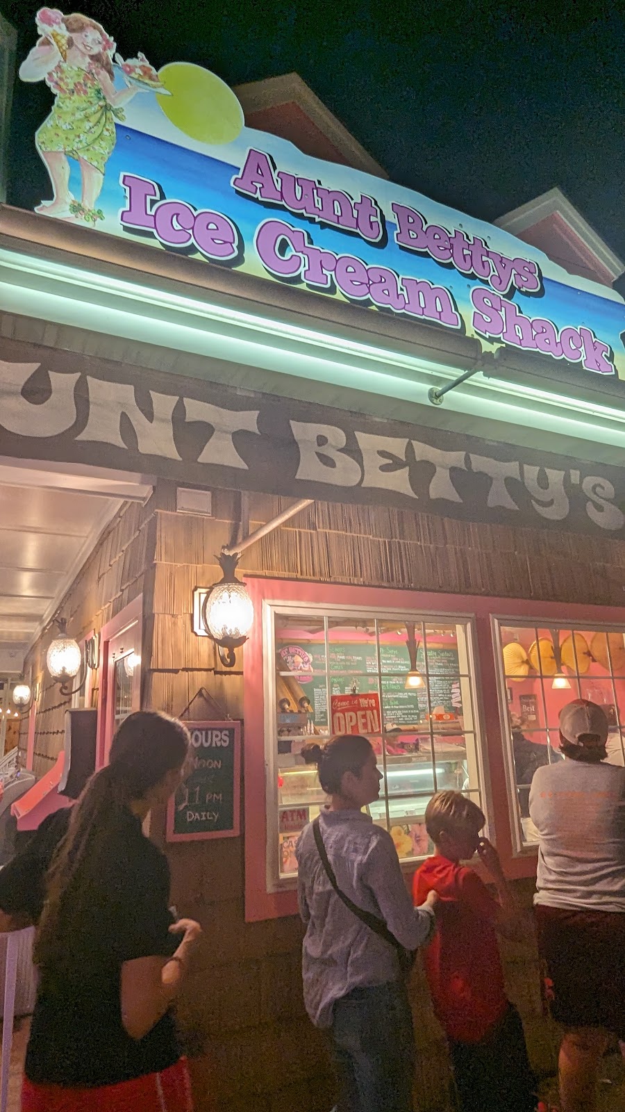 Aunt Bettys Ice Cream Shack | 2100 Asbury Ave, Ocean City, NJ 08226 | Phone: (609) 398-4001