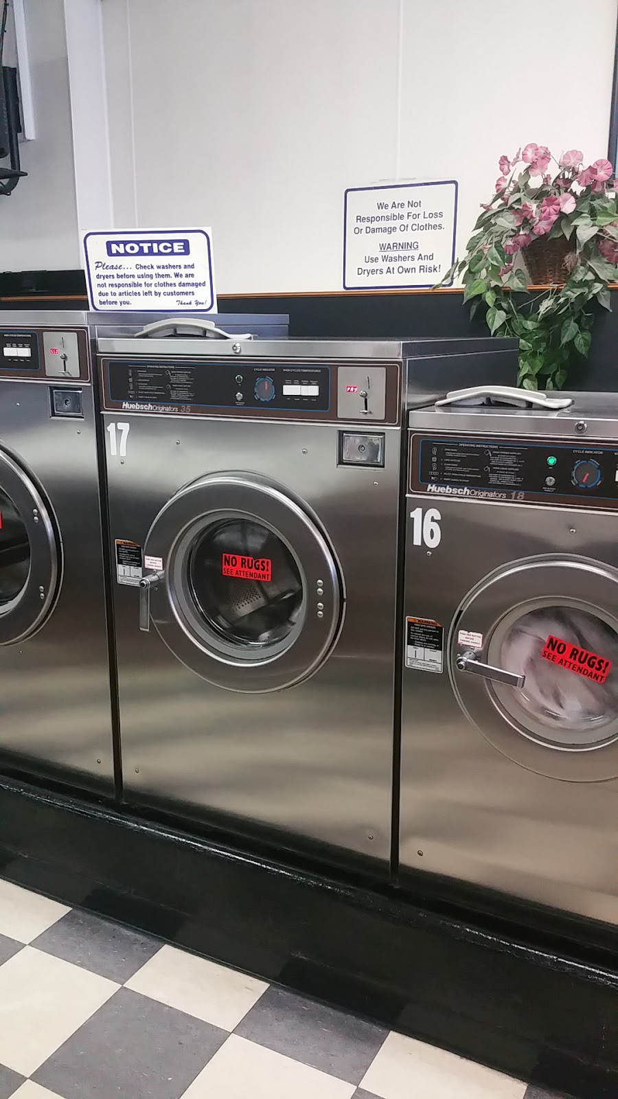 Greystone Laundromat | 510 Lakeview Ave, Rockville Centre, NY 11570 | Phone: (516) 763-4497