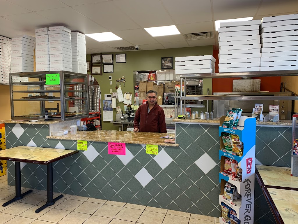 Papis Pizza | 558 Lakehurst Rd, Browns Mills, NJ 08015 | Phone: (609) 893-5447