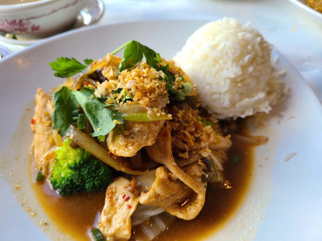 Thai Thani Authentic Thai Cuisine | 768 Foxtown Hill Rd, Stroudsburg, PA 18360 | Phone: (570) 421-8118