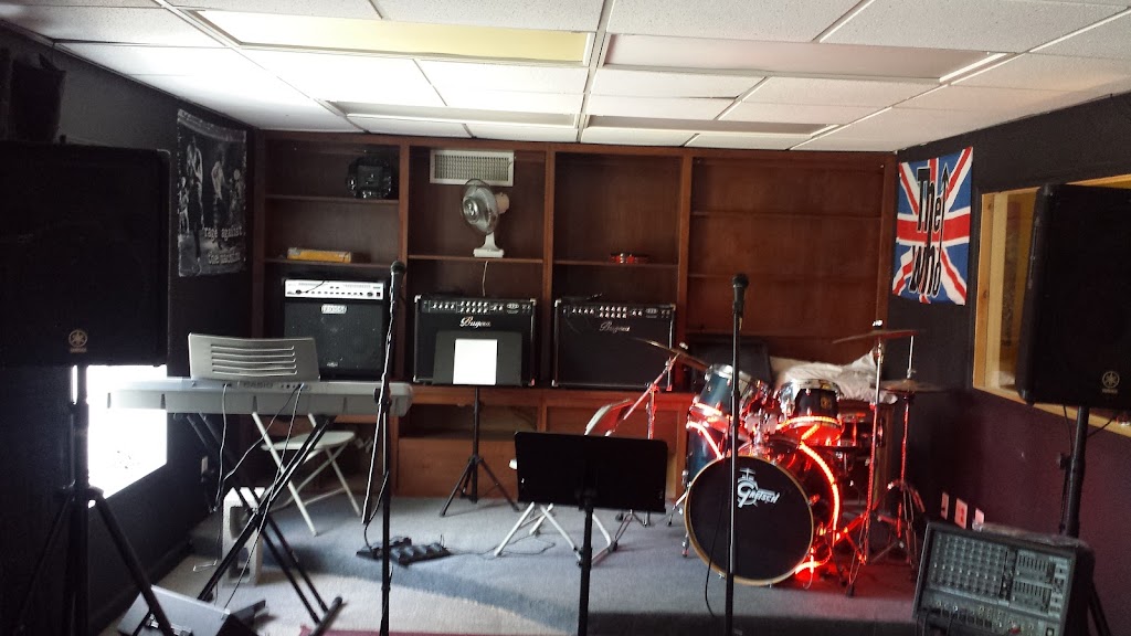 The Rock Underground Music School of Greenwood Lake | 729 Jersey Ave, Greenwood Lake, NY 10925 | Phone: (845) 595-1801