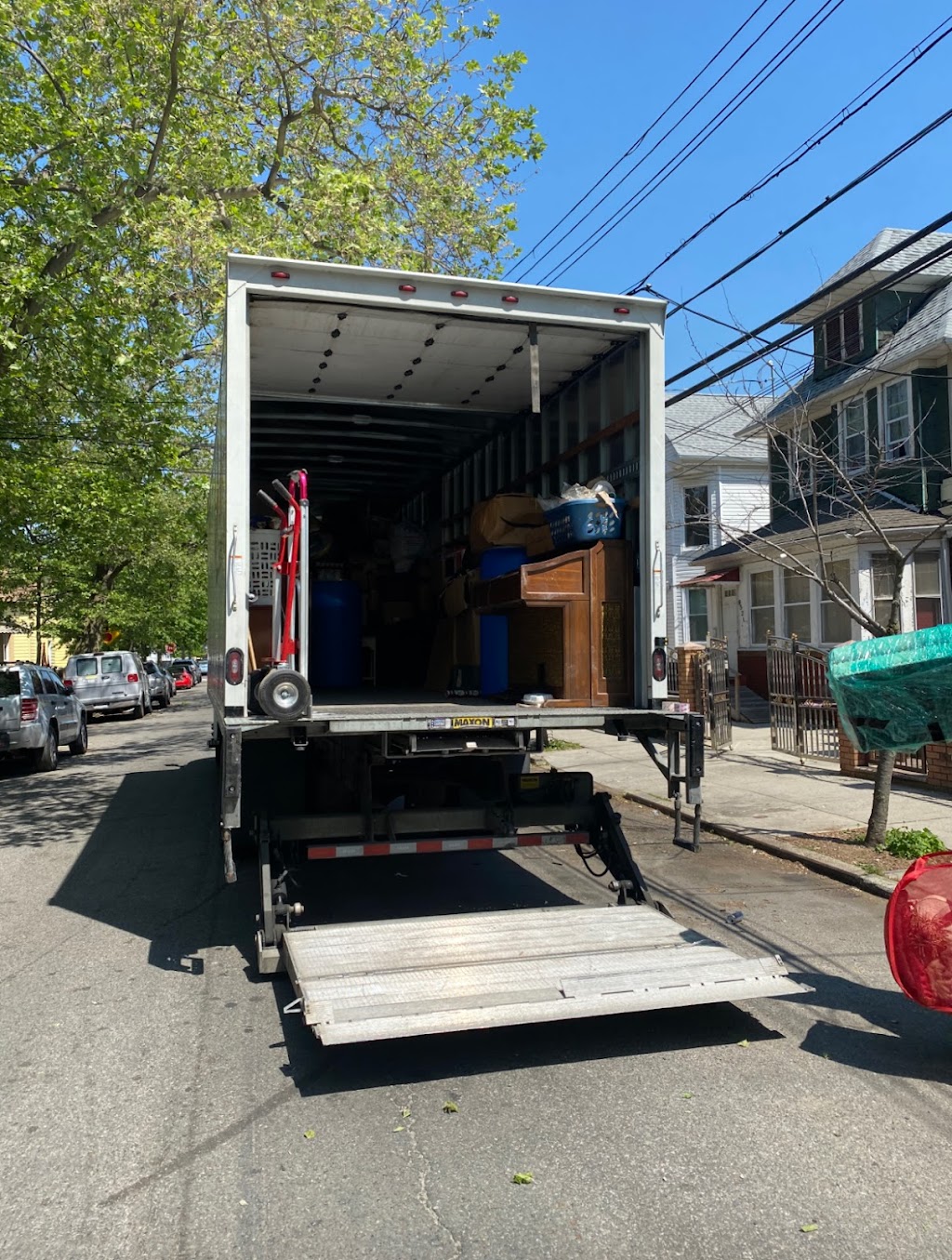 Reliable Moving & Junk Removal | 89-23 212th Pl, Queens, NY 11428 | Phone: (347) 279-0792